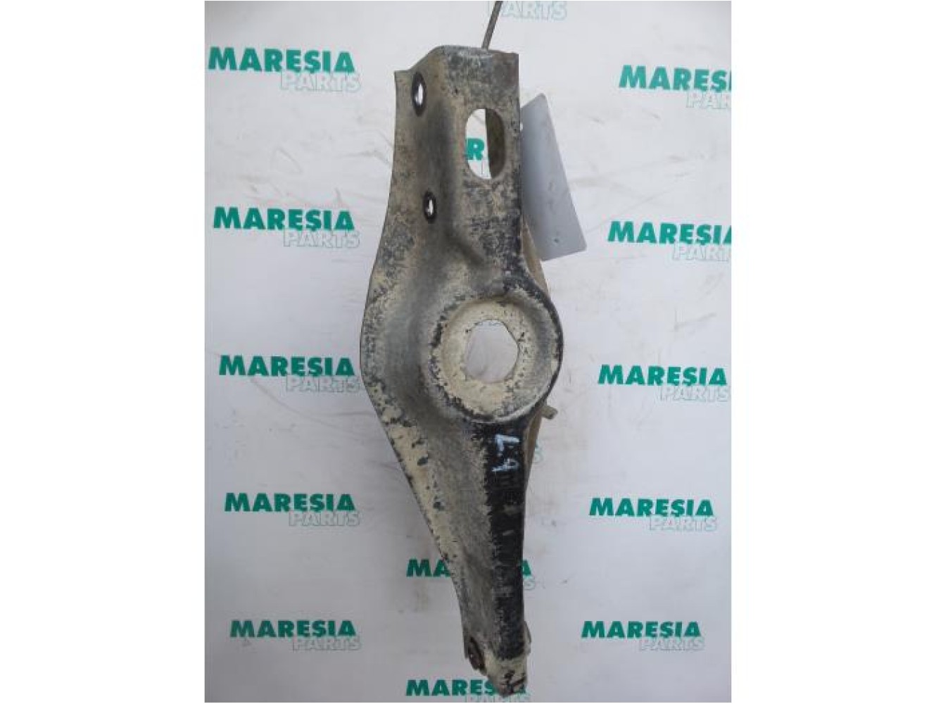 Peugeot - 406 - Draagarm links-achter