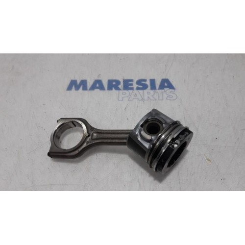 Peugeot - Expert - Piston