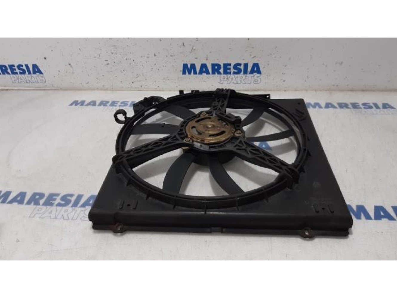 Renault - Twingo - Fan motor