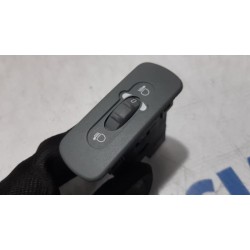 Renault - Twingo - AIH headlight switch
