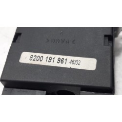 Renault - Twingo - AIH headlight switch