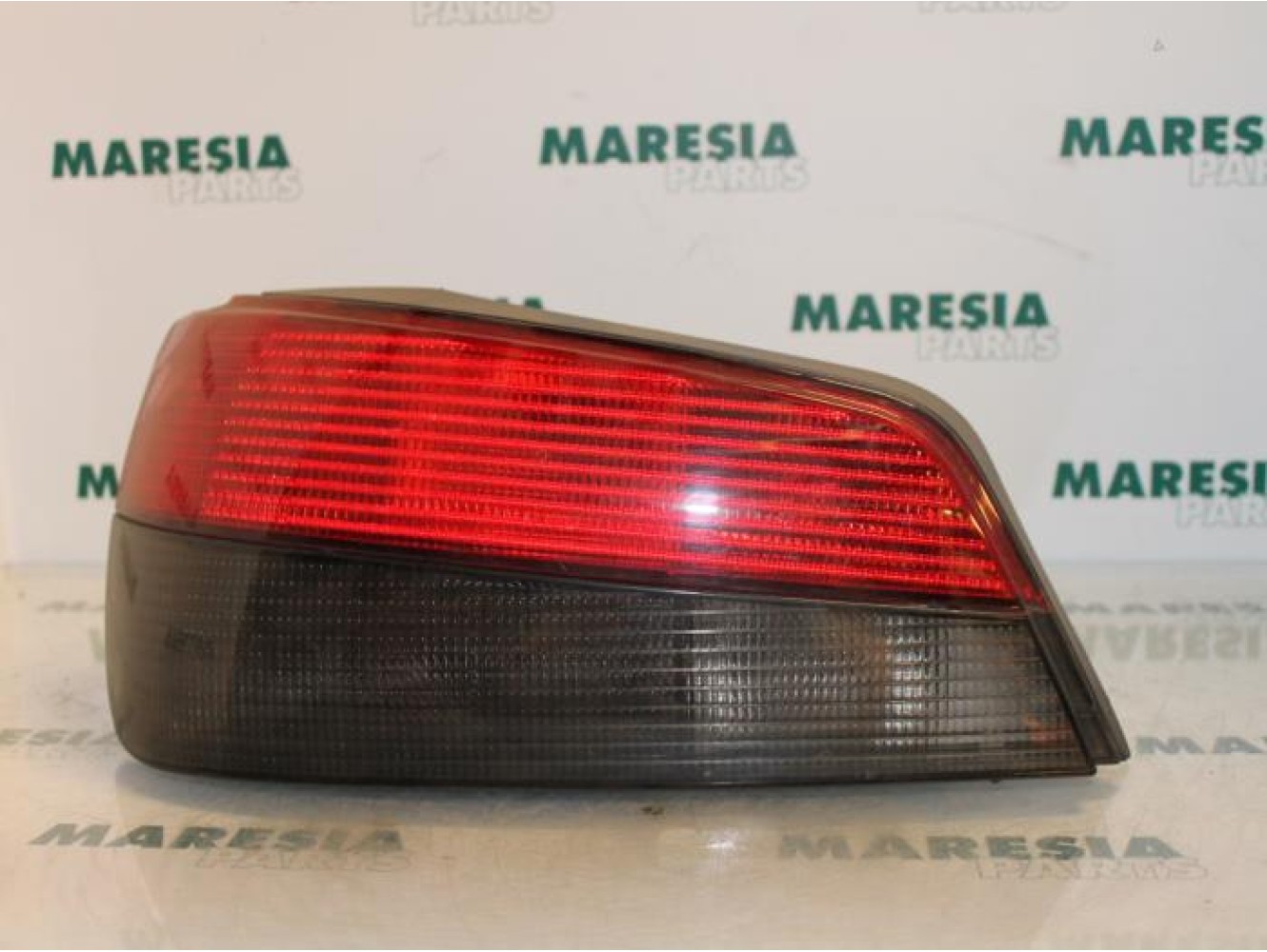 Peugeot - 306 - Achterlicht links