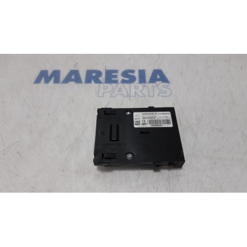 Renault - Grand Scenic - Card reader (lock)