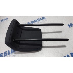 Renault - Grand Scenic - Headrest