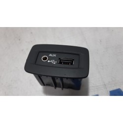 Renault - Grand Scenic - Connexion USB