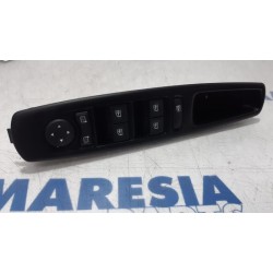 Renault - Grand Scenic - Multi-functional window switch