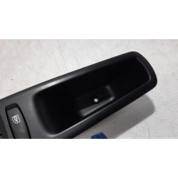 Renault - Grand Scenic - Multi-functional window switch