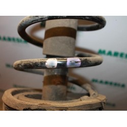 Renault - Kangoo - Front shock absorber rod, left