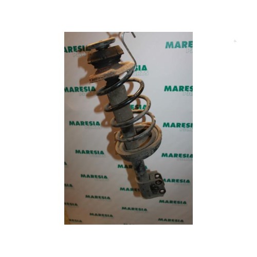 Renault - Kangoo - Front shock absorber rod, left