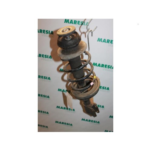 Renault - Kangoo - Front shock absorber rod, left