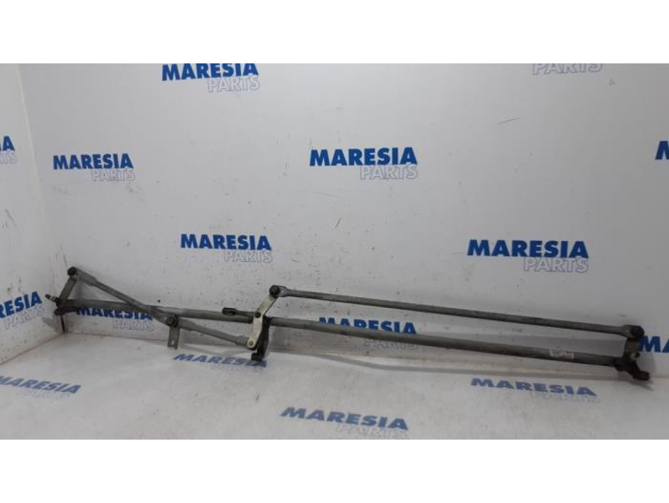 Peugeot - 308 - Wiper mechanism