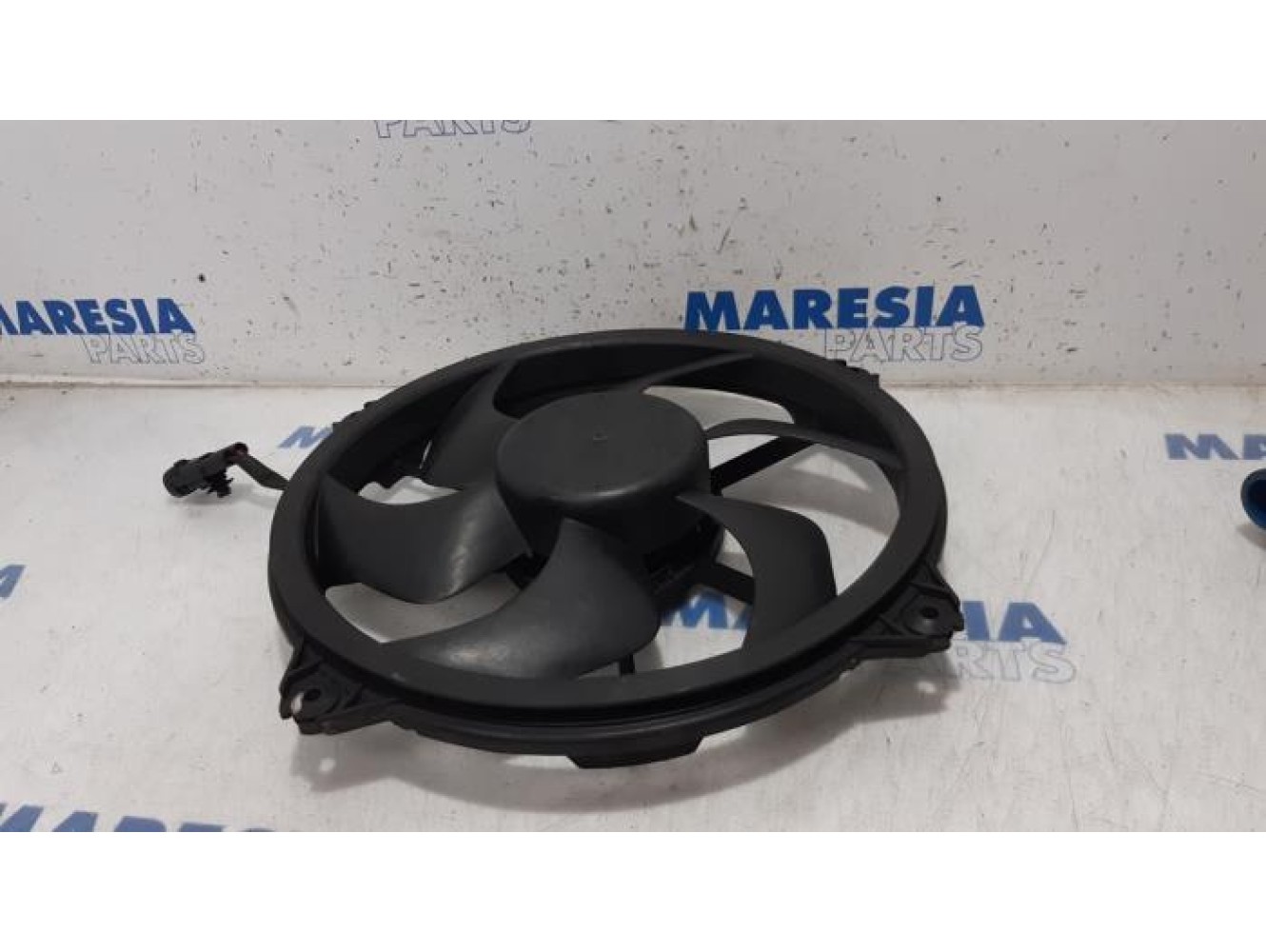Citroen - C4 Grand Picasso - Fan motor