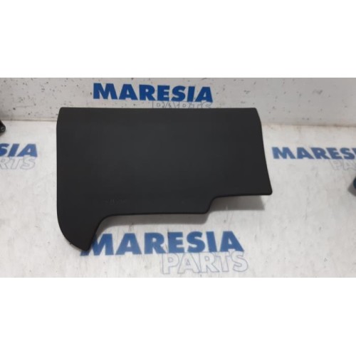 Citroen - C4 Grand Picasso - Knee airbag, left