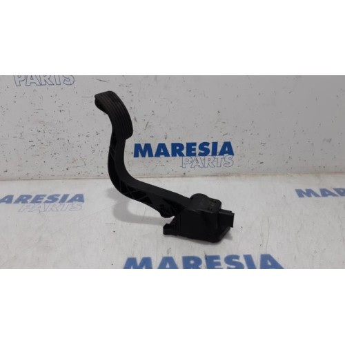 Citroen - C4 Grand Picasso - Throttle pedal position sensor