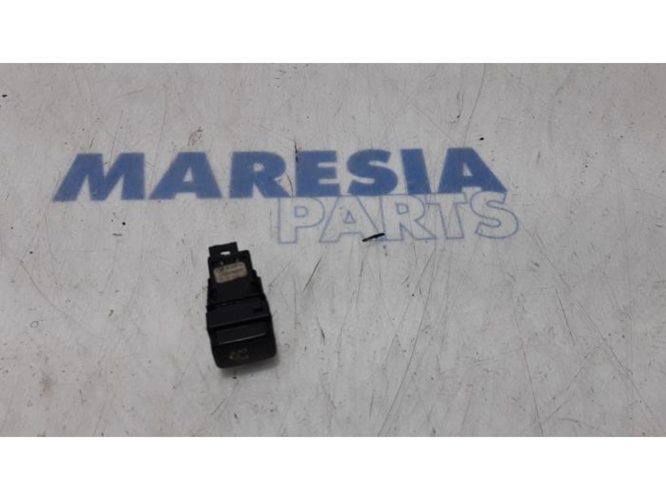 Citroen - C4 Grand Picasso - PDC switch