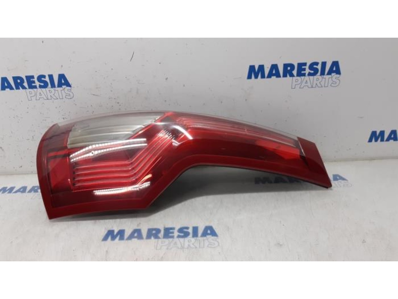 Citroen - C4 Grand Picasso - Taillight, right
