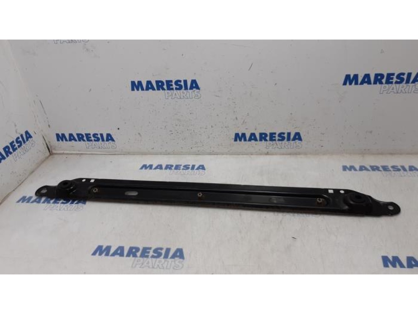 Citroen - C4 Grand Picasso - Radiator bar