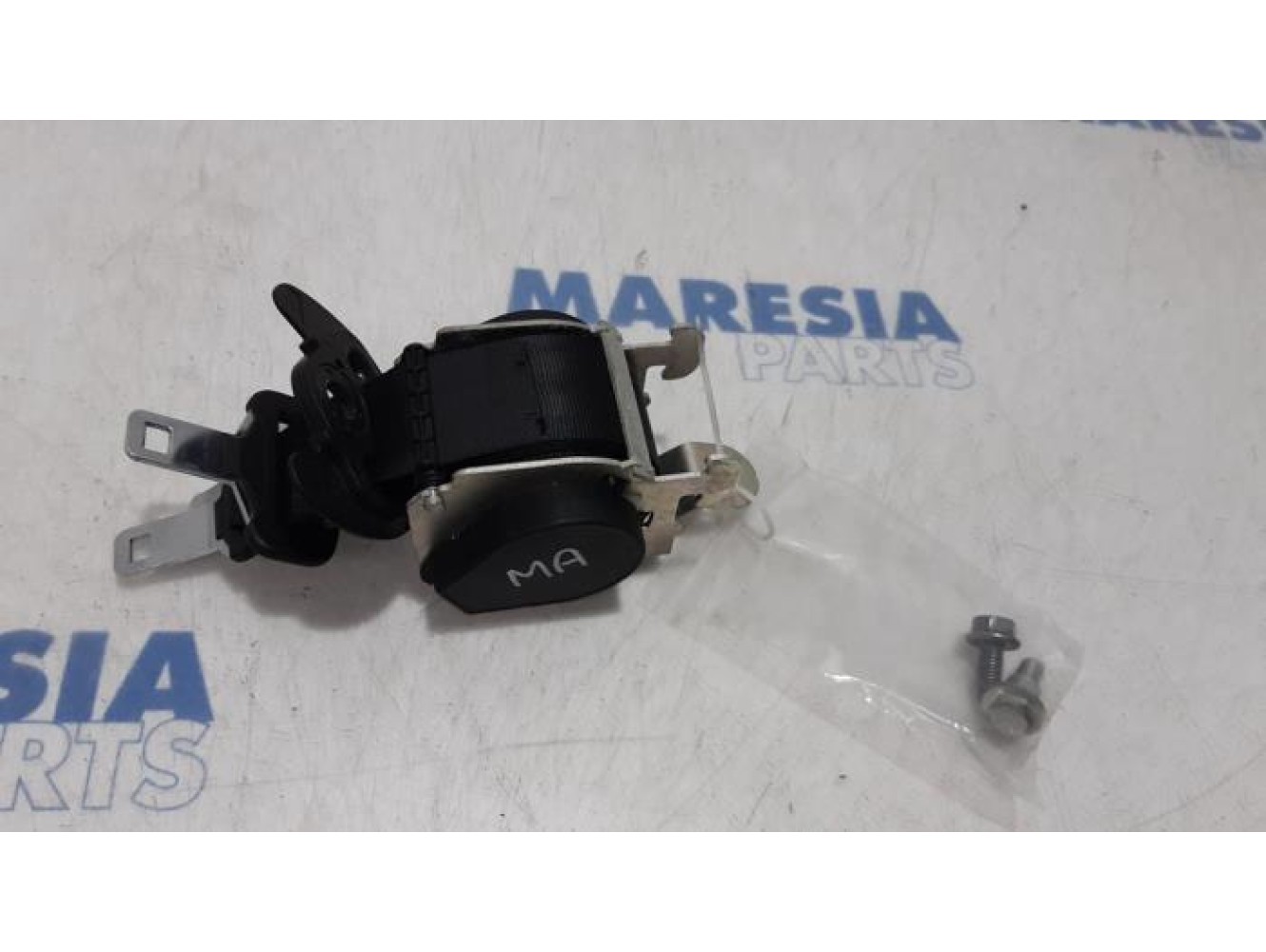 Peugeot - 308 - Rear seatbelt, centre