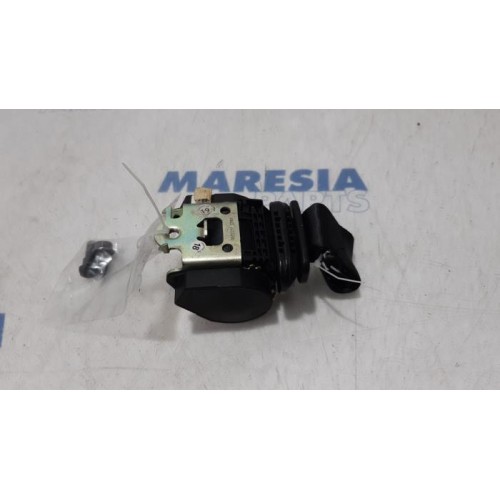 Peugeot - 308 - Rear seatbelt, right