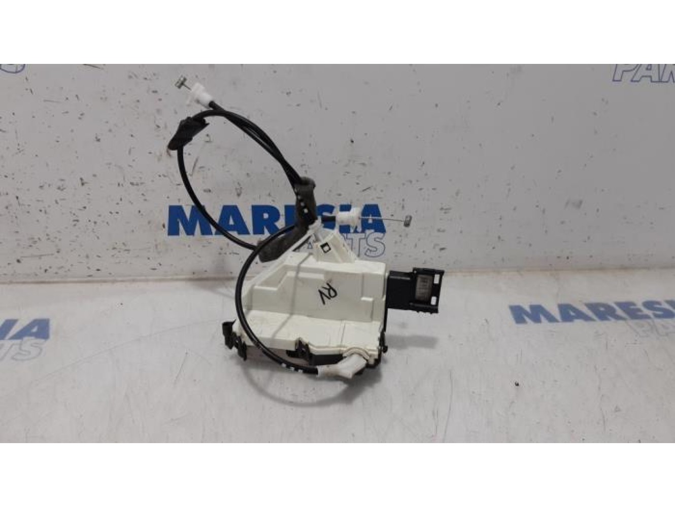 Peugeot - 308 - Front door lock mechanism 4-door, right
