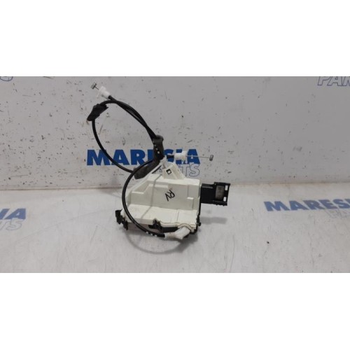 Peugeot - 308 - Front door lock mechanism 4-door, right