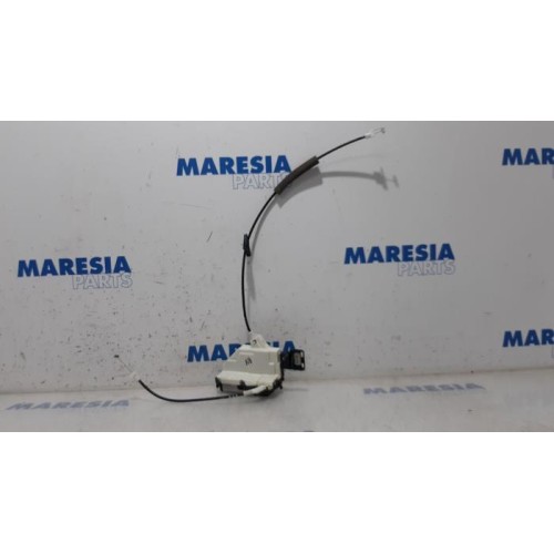 Peugeot - 308 - Front door lock mechanism 4-door, right
