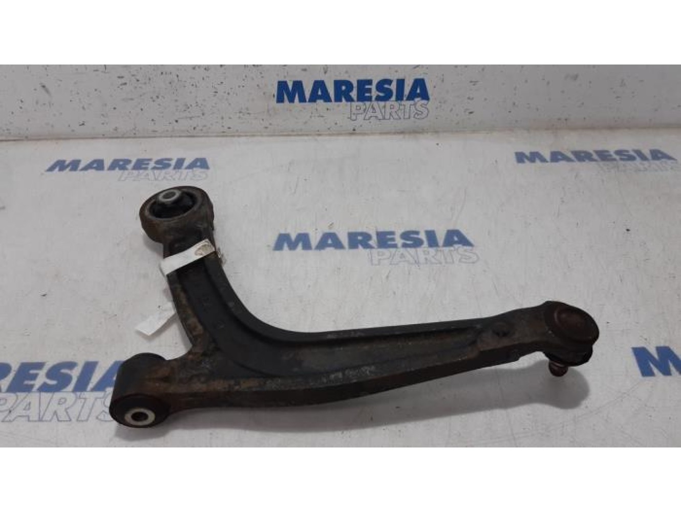 Fiat - 500 - Bras de suspension bas avant droit