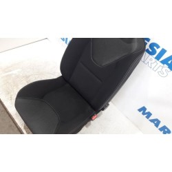 Renault - Clio - Siège droit