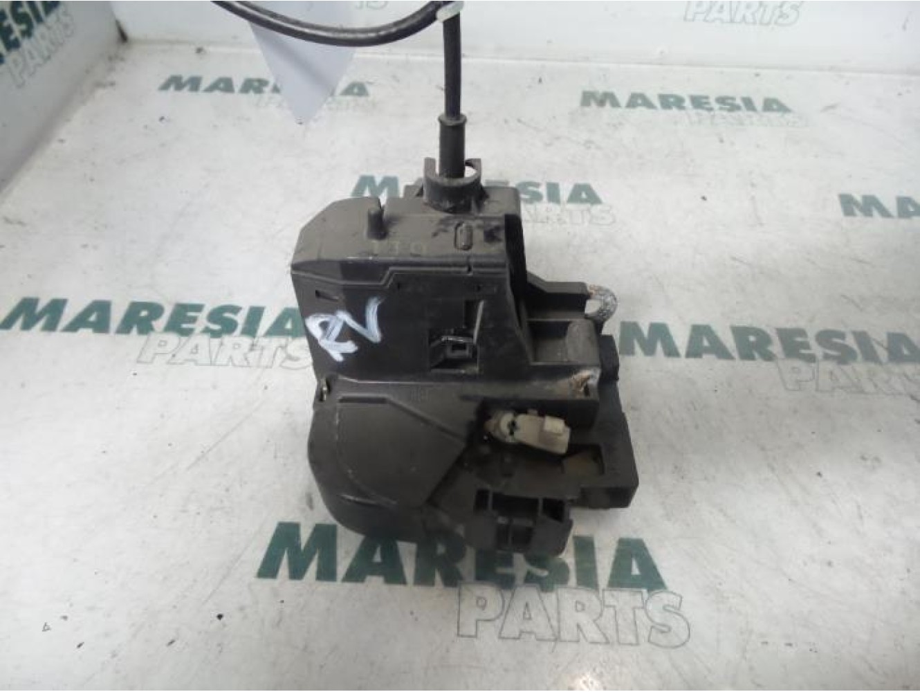 Renault - Megane Scenic - Front door lock mechanism 4-door, right