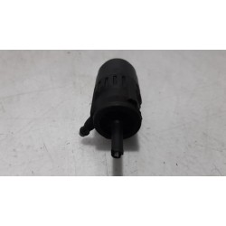 Peugeot - Boxer - Scheibensprüherpumpe vorne