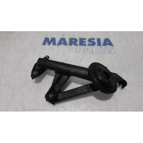 Citroen - DS3 - Oil suction pipe