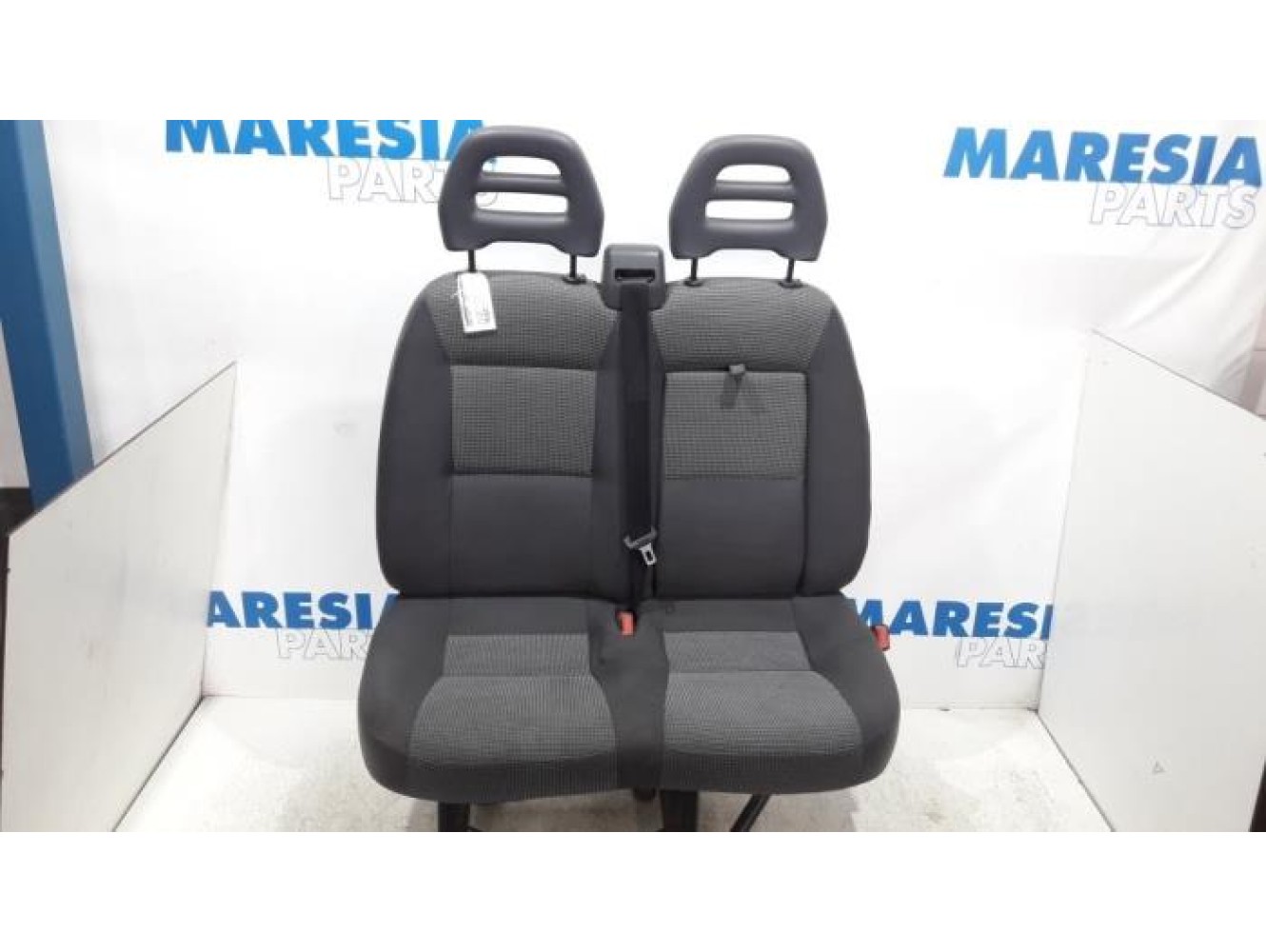 Peugeot - Boxer - Double front seat, right