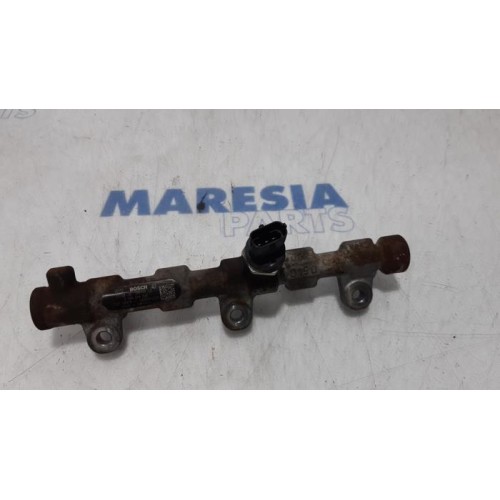 Renault - Trafic - Fuel injector nozzle