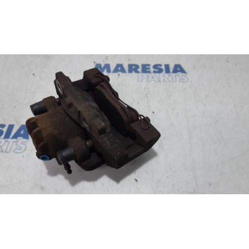 Citroen - C4 Grand Picasso - Remklauw (Tang) links-voor
