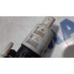 Peugeot - 308 - Scheibensprüherpumpe vorne