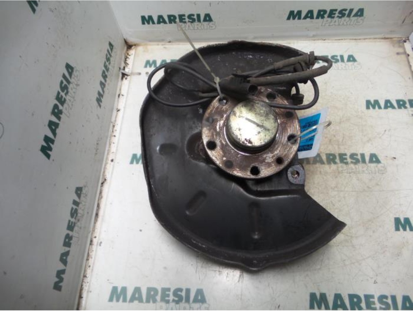 Alfa Romeo - GT - Fusee links-achter