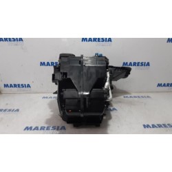 Renault - Clio - Heater housing