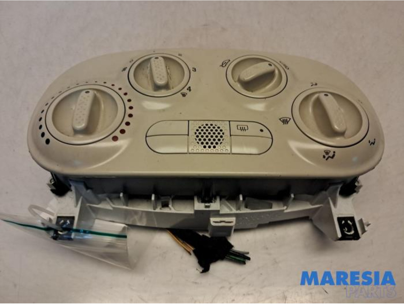 Fiat - 500 - Heater control panel