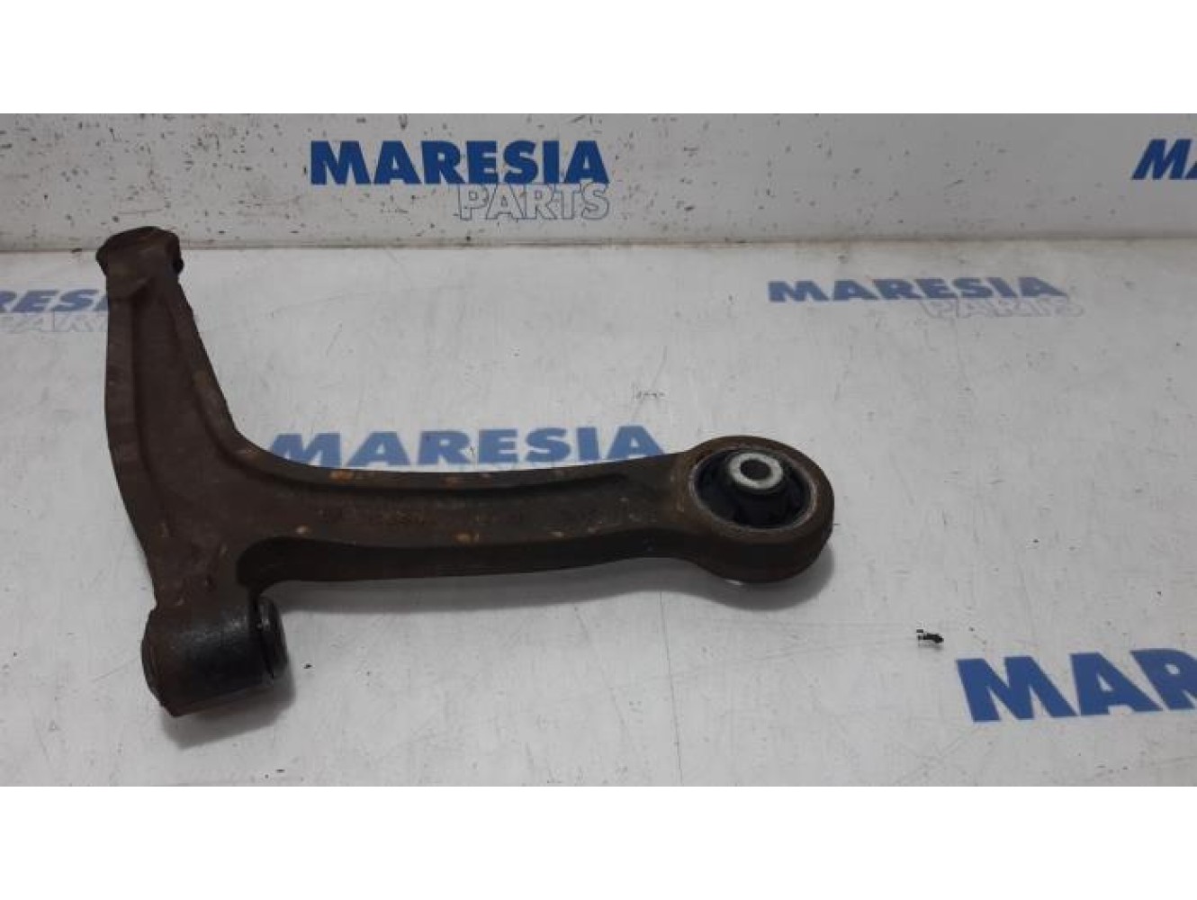 Fiat - 500 - Front lower wishbone, left