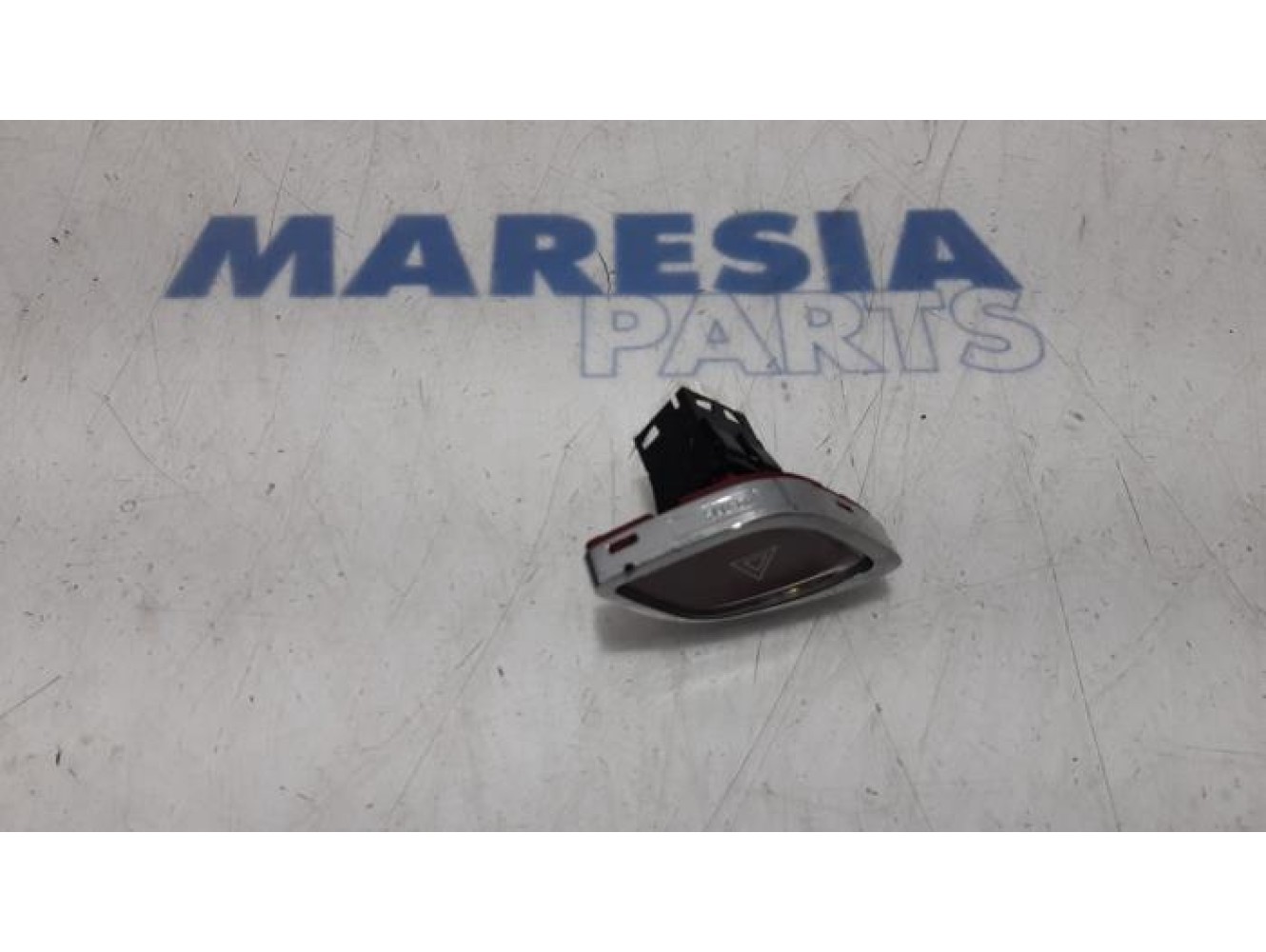 Citroen - DS3 - Panic lighting switch