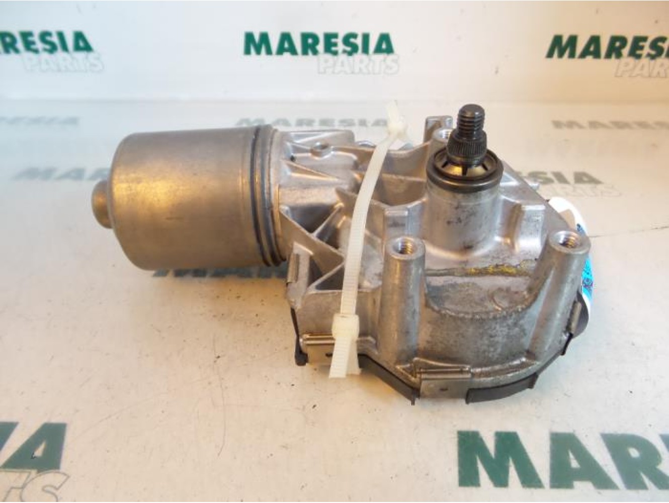 Peugeot - 308 - Front wiper motor
