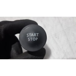 Renault - Clio - Start/stop switch