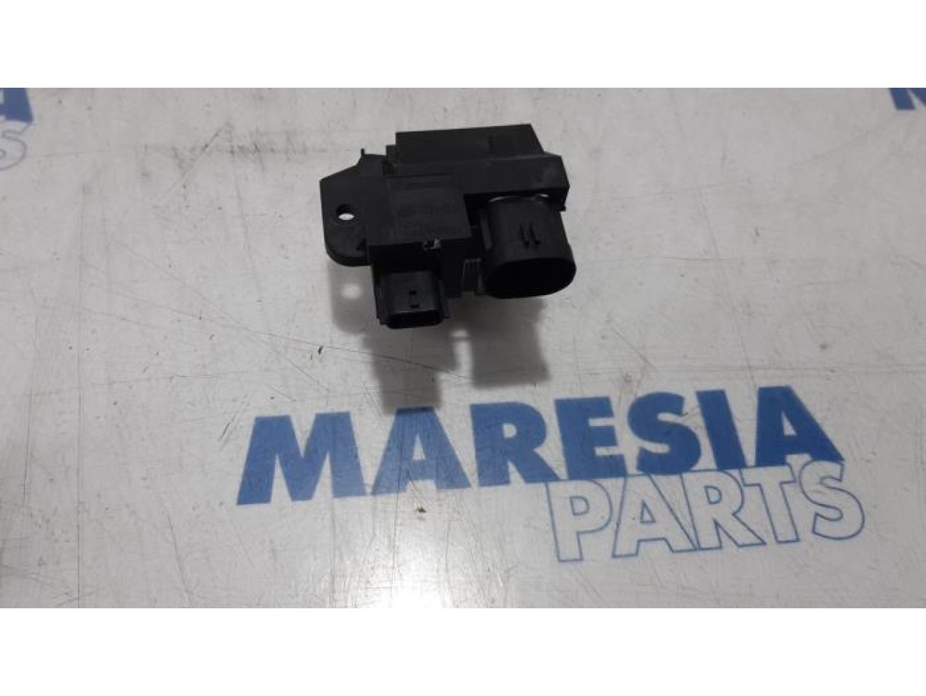 Renault - Clio - Cooling fan resistor