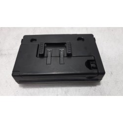 Renault - Clio - Multi-media control unit