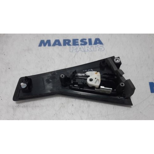 Renault - Clio - Rear door handle 4-door, right
