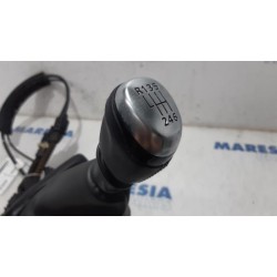 Renault - Clio - Gear stick