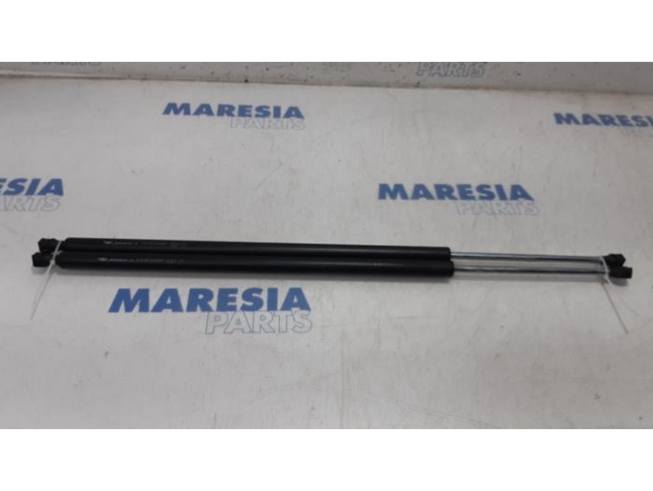 Renault - Espace - Set of tailgate gas struts