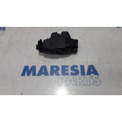 Peugeot - 508 - Tailgate lock mechanism