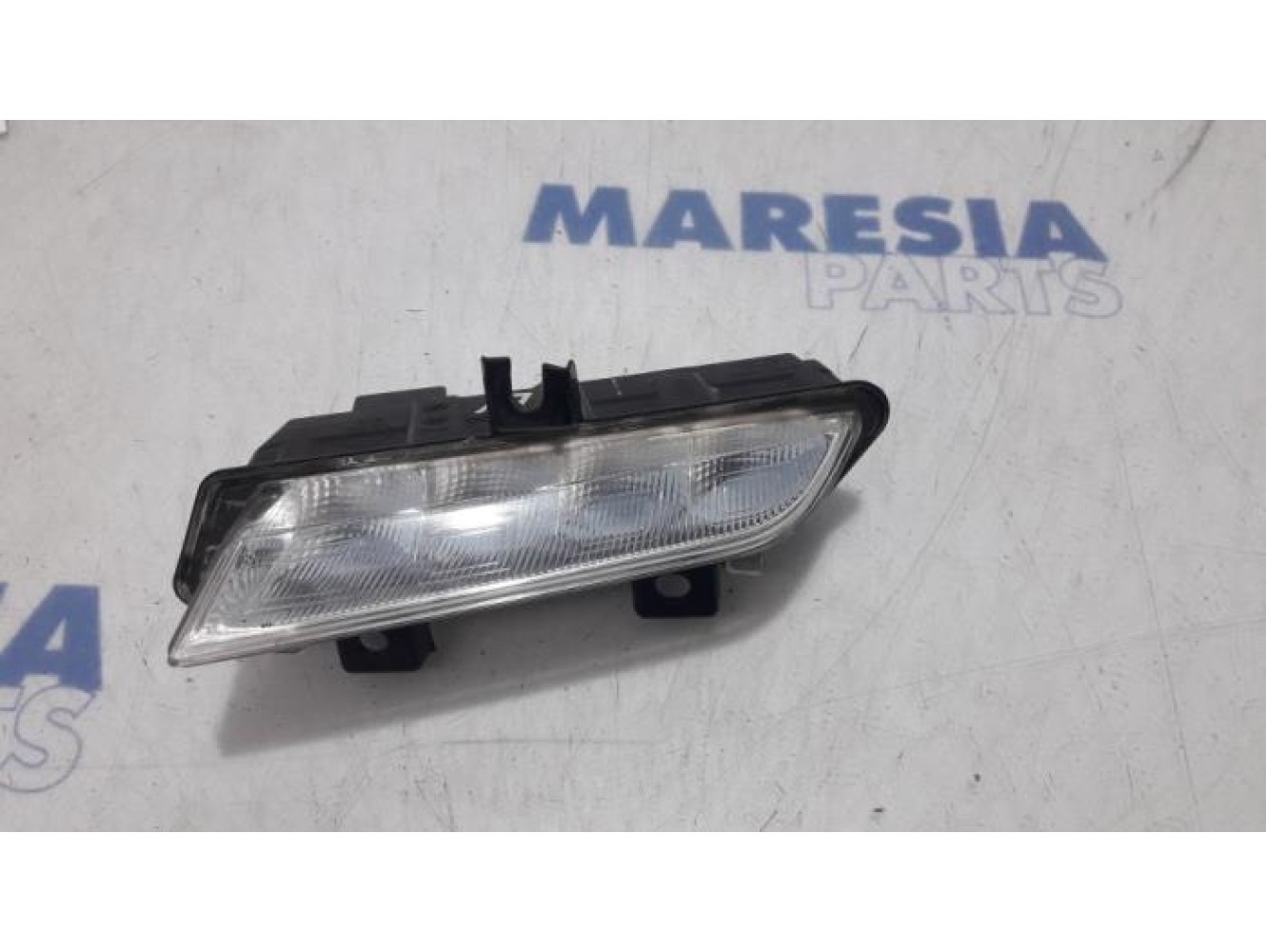 Renault - Clio - Daytime running light, left