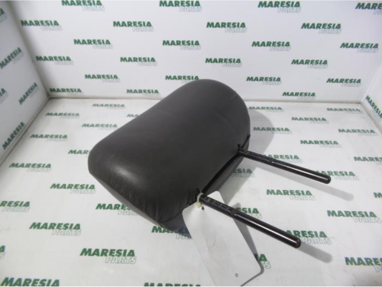 Renault - Laguna - Headrest